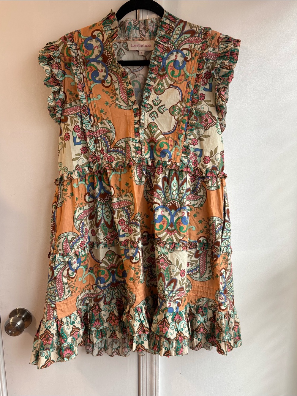Love the Label Elana Dress in Muskmelon short-sleeved tiered mini dress Large